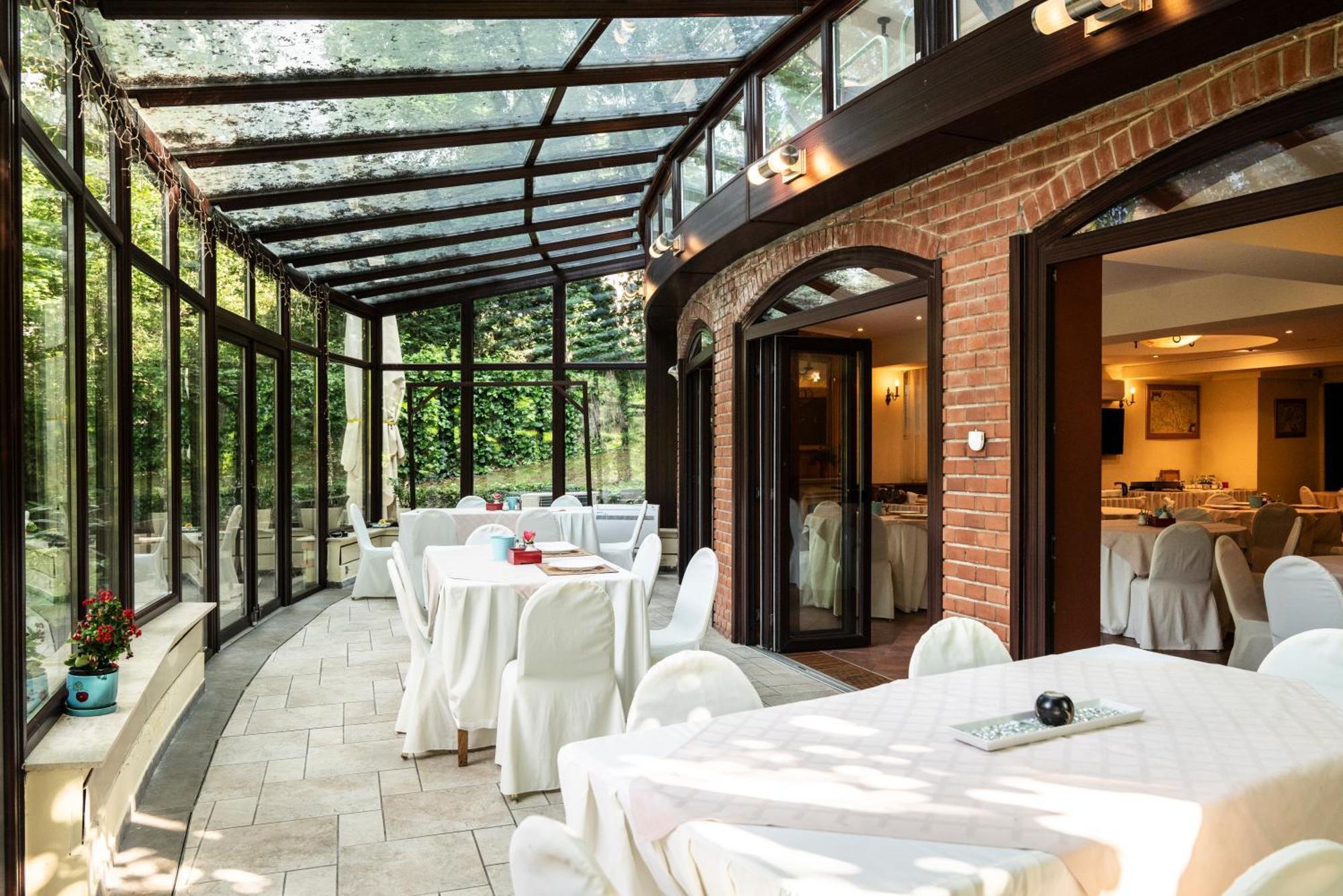 Hotel Bobbio Budapeste Exterior foto