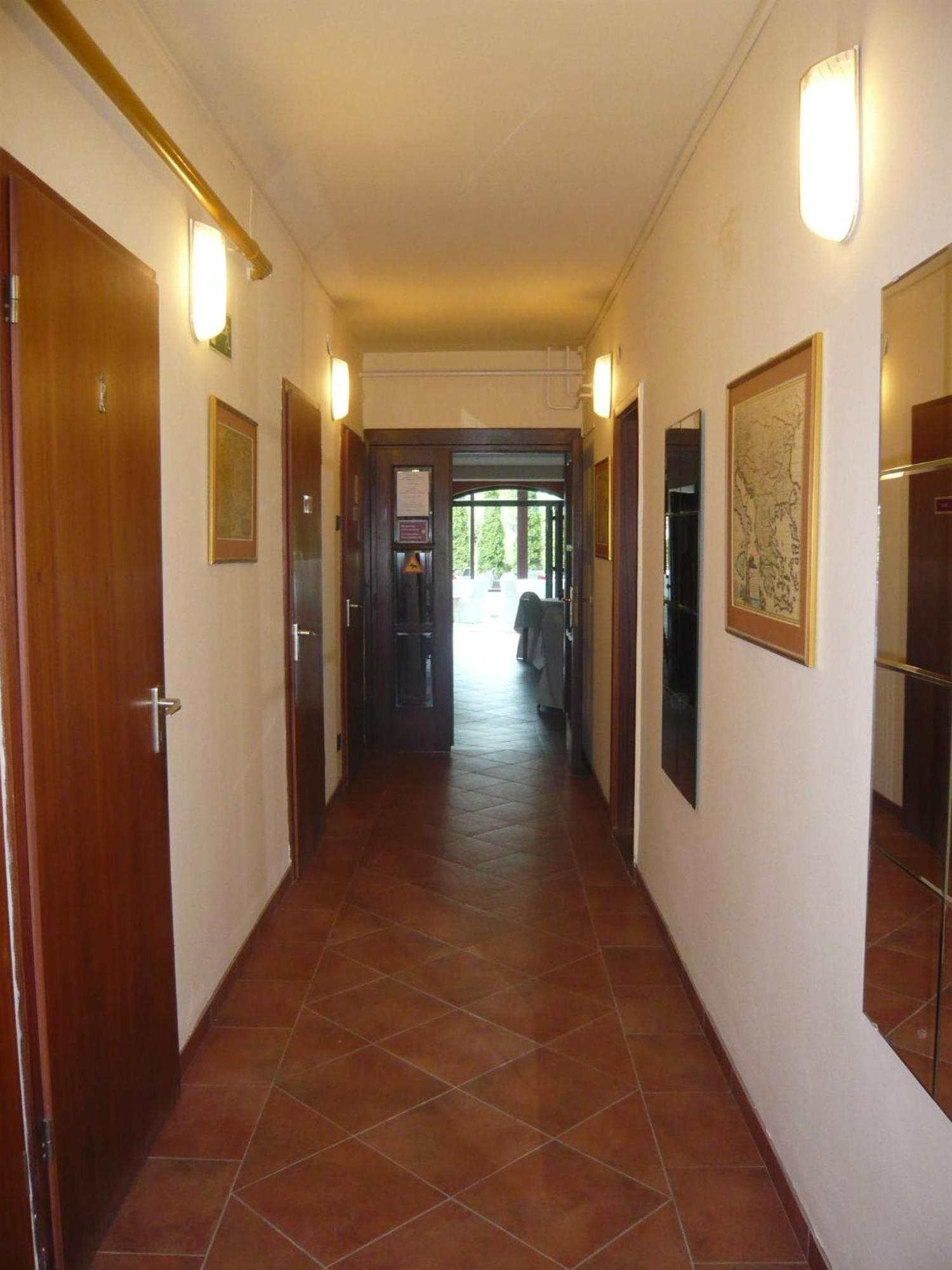 Hotel Bobbio Budapeste Exterior foto