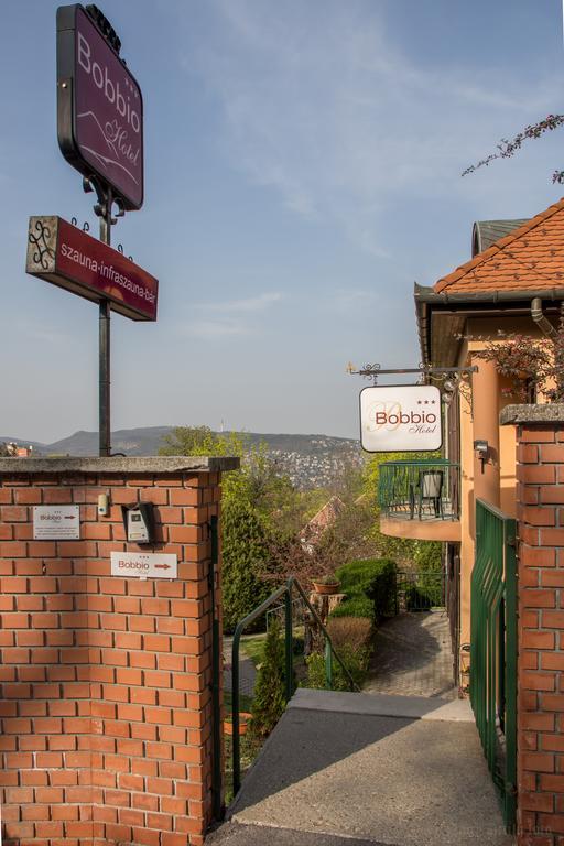 Hotel Bobbio Budapeste Exterior foto