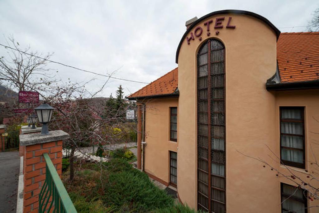 Hotel Bobbio Budapeste Exterior foto