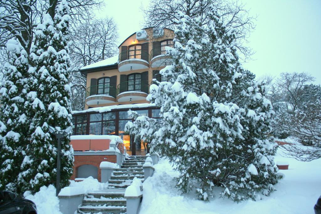 Hotel Bobbio Budapeste Exterior foto